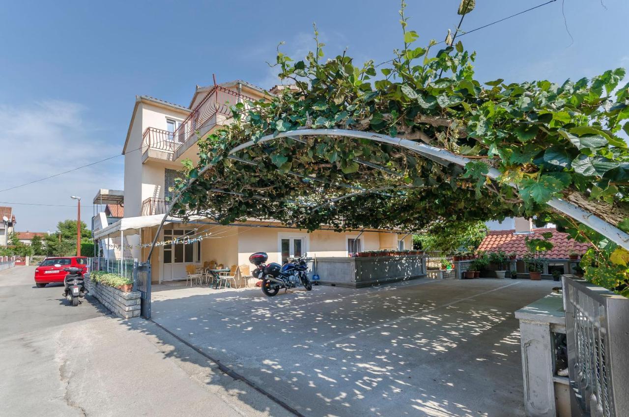 Apartments Mira I Vodice Exteriér fotografie